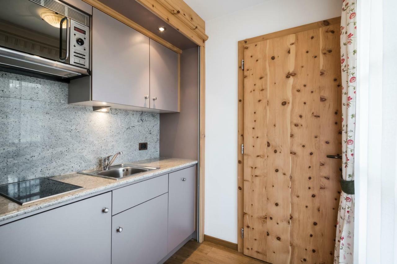 Piculin Alpin Apartments Сан-Мартино-ин-Бадия Экстерьер фото