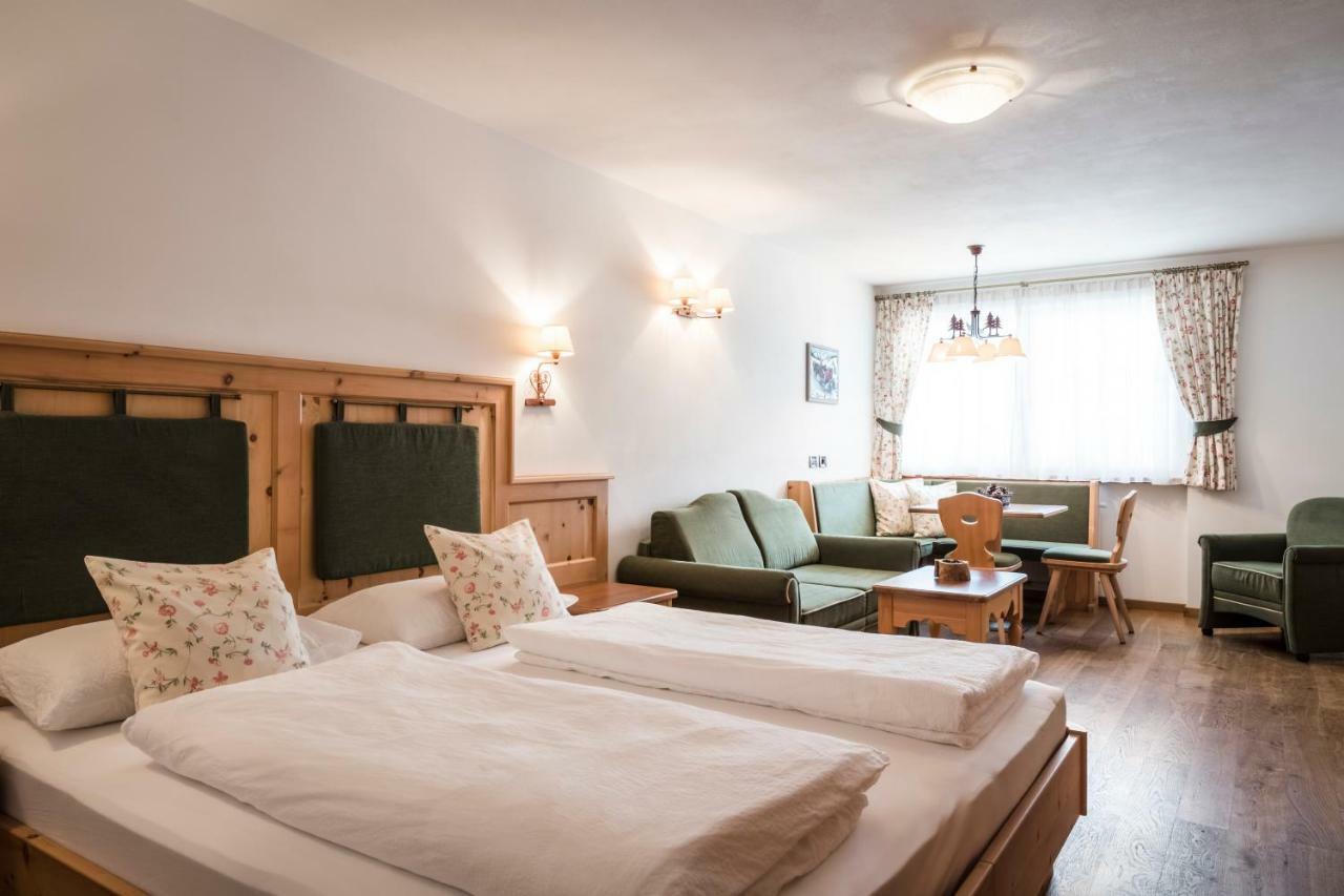 Piculin Alpin Apartments Сан-Мартино-ин-Бадия Экстерьер фото