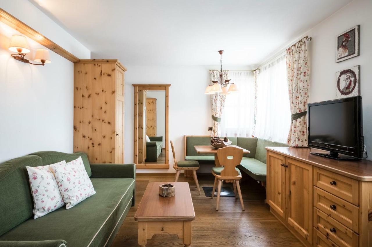 Piculin Alpin Apartments Сан-Мартино-ин-Бадия Экстерьер фото
