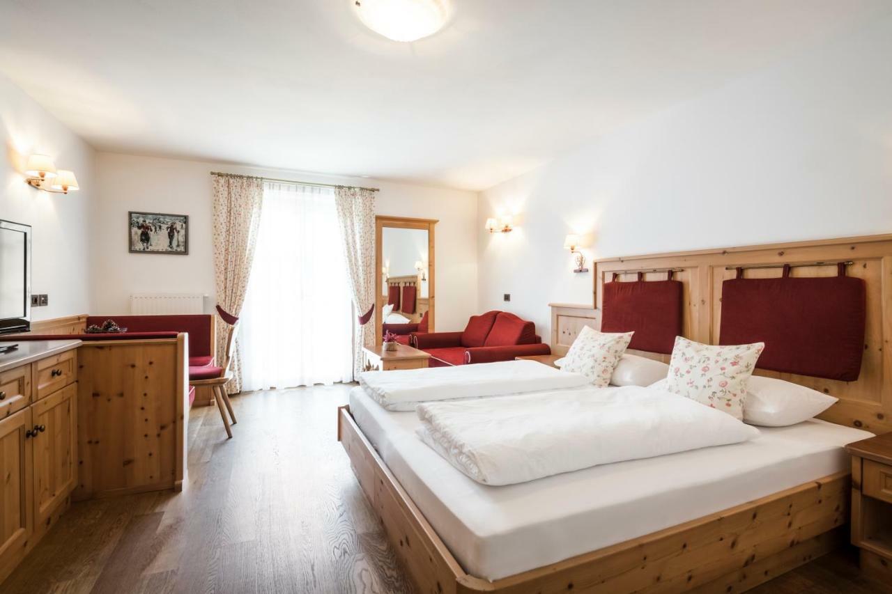 Piculin Alpin Apartments Сан-Мартино-ин-Бадия Экстерьер фото